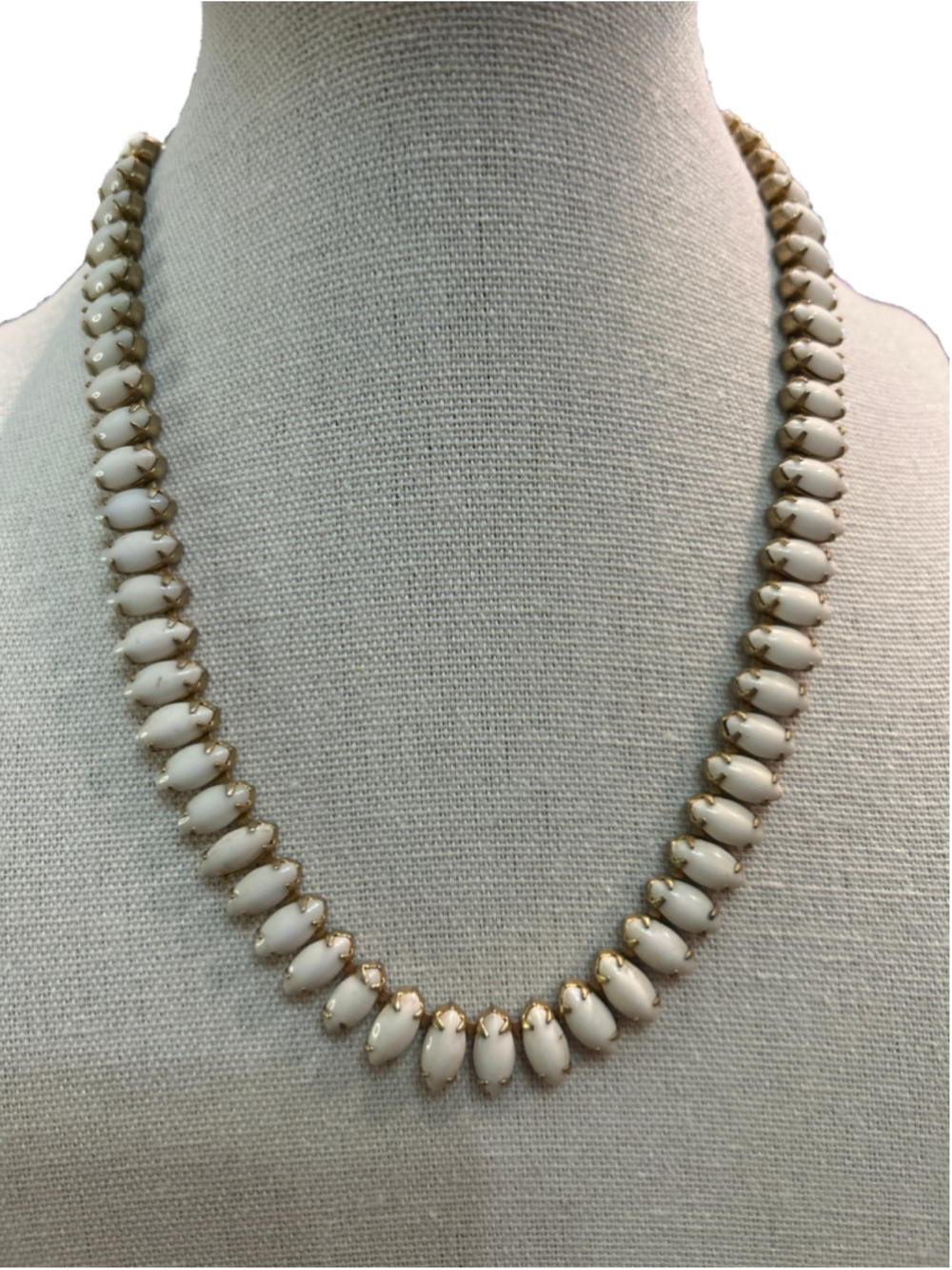 Women's vintage milk glass choker 14” White Gold Tone